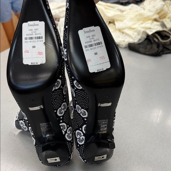 Gucci Black and White Patterned Heeled Boots - Picture 7 of 13